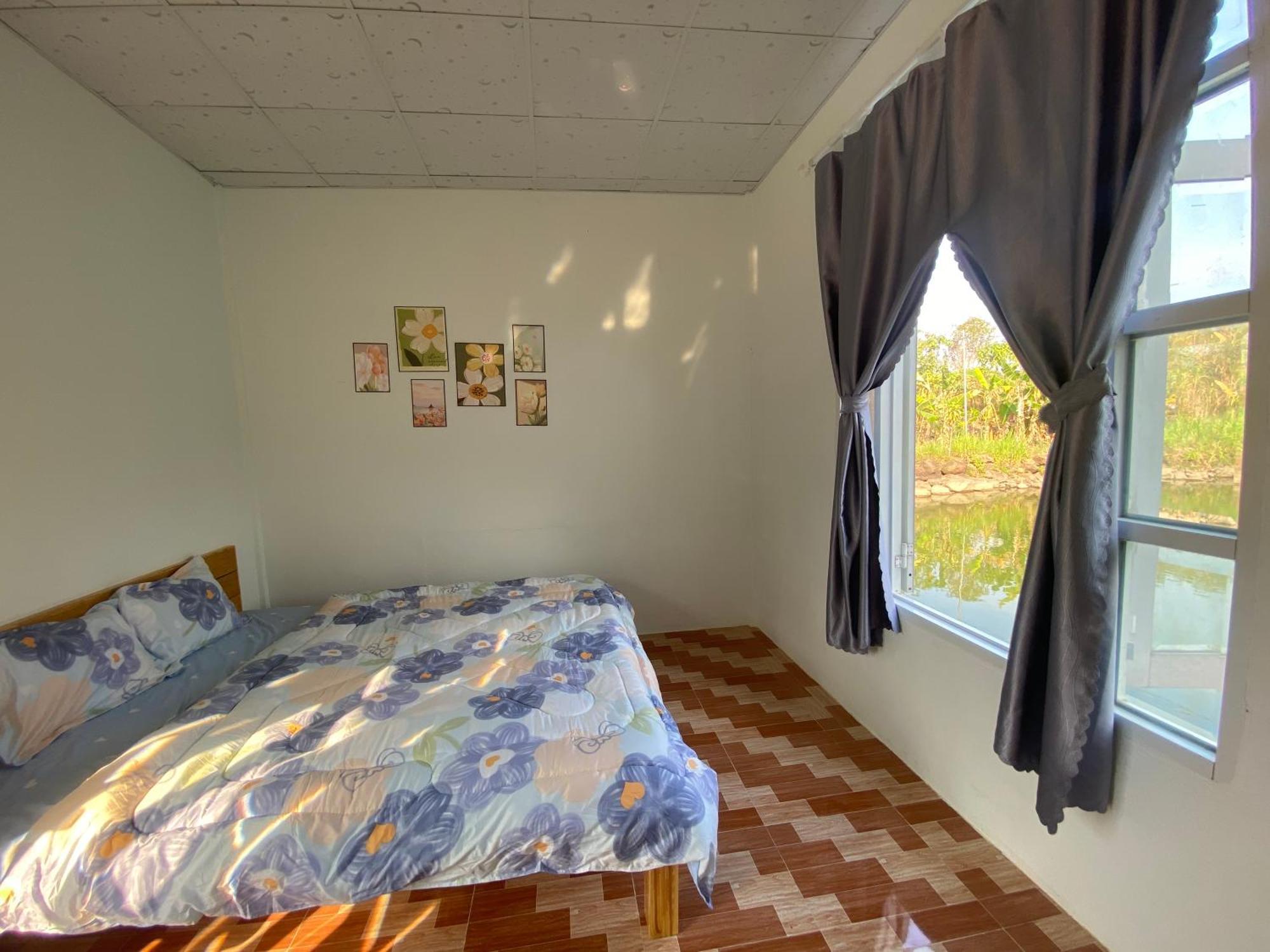 Homestay Tay Xa Trang Bom Exterior foto